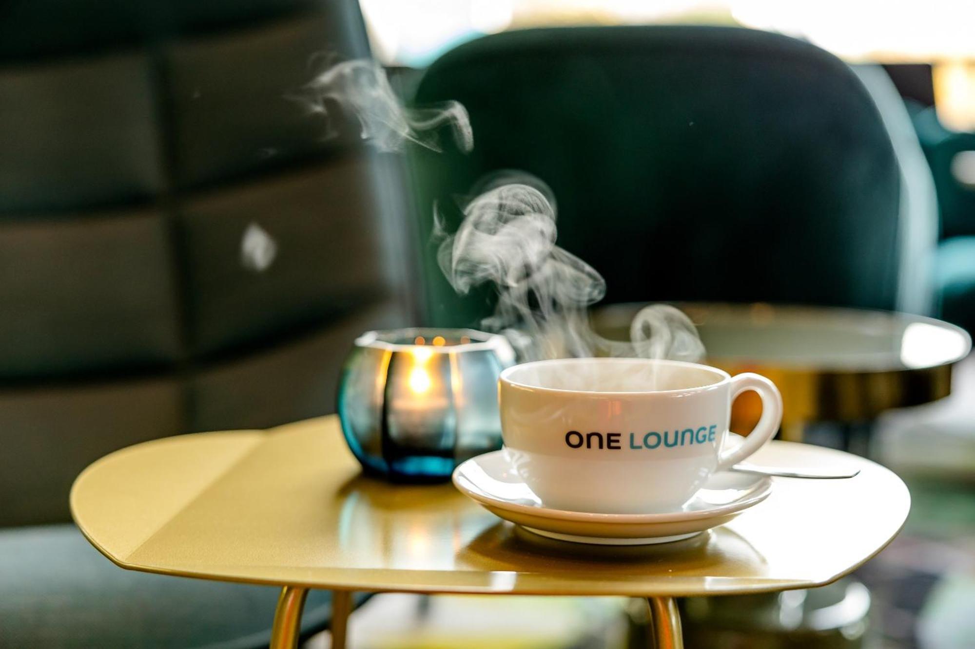Motel One Висбаден Экстерьер фото