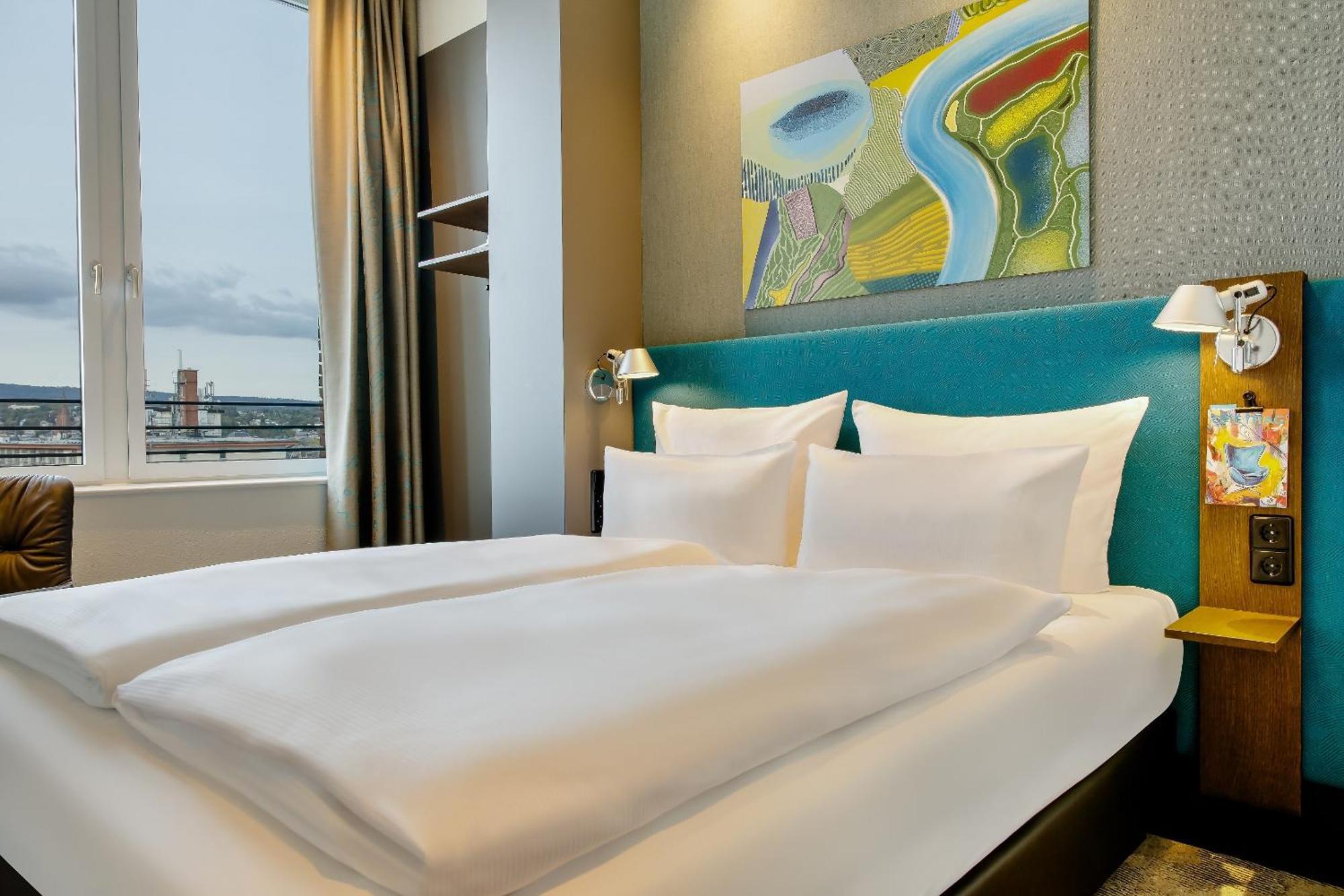 Motel One Висбаден Экстерьер фото