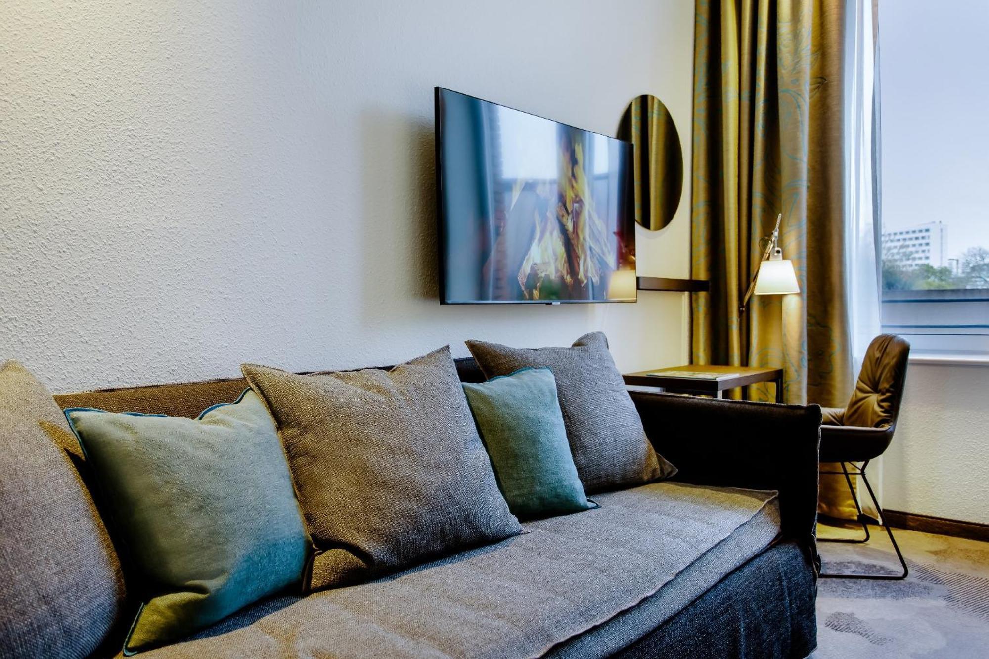Motel One Висбаден Экстерьер фото