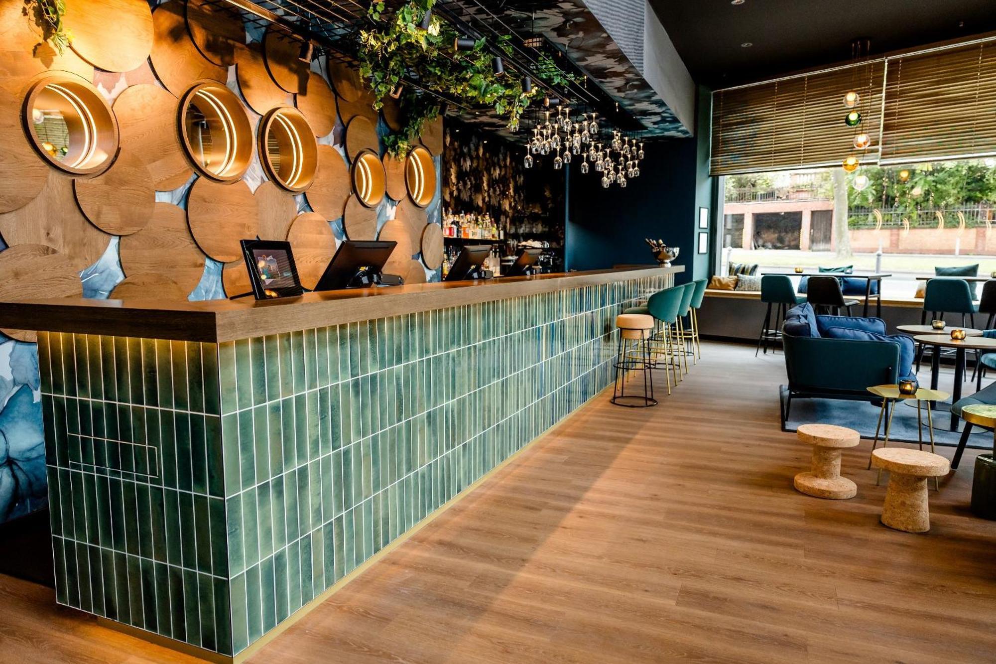 Motel One Висбаден Экстерьер фото
