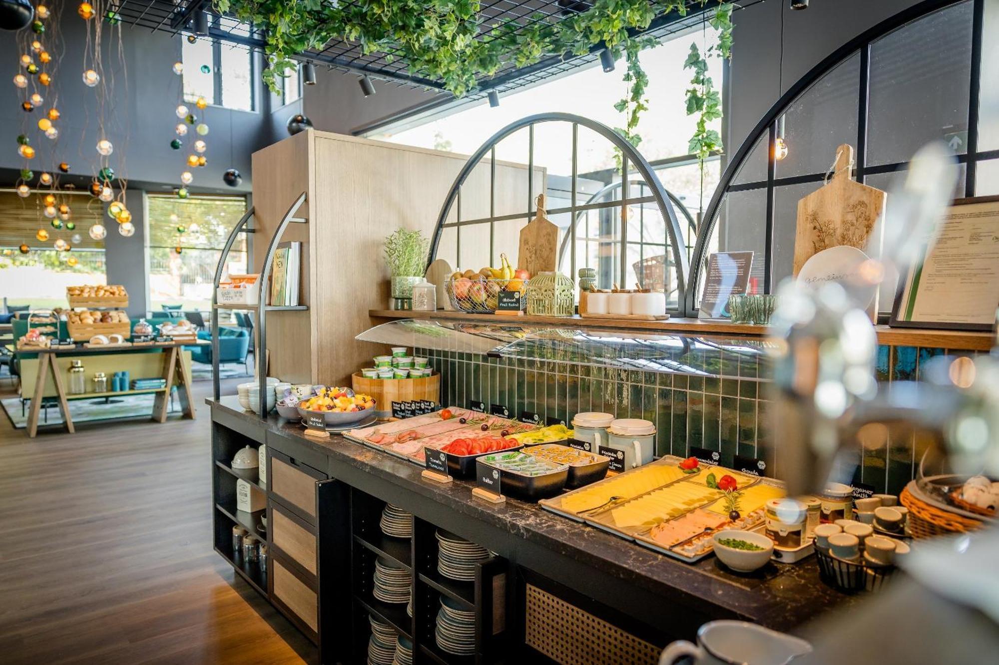 Motel One Висбаден Экстерьер фото