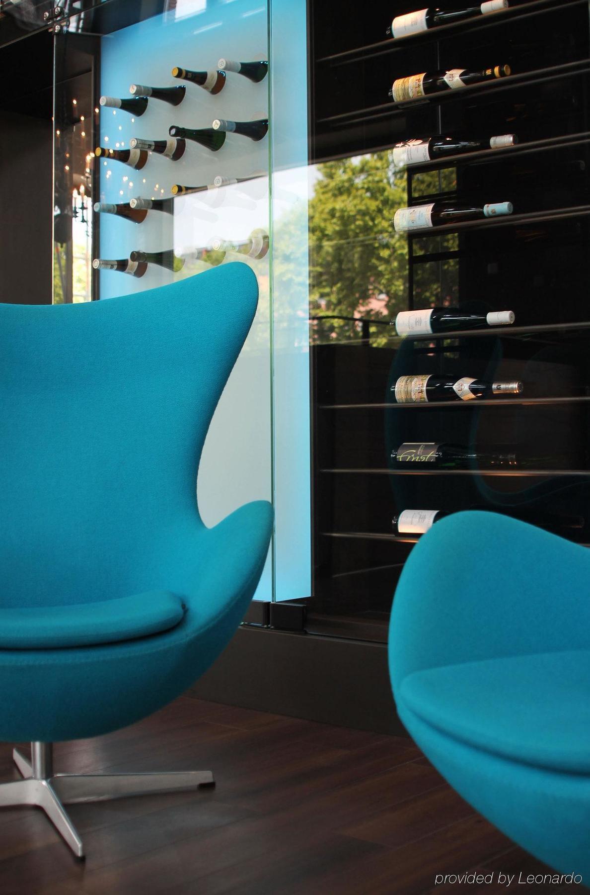 Motel One Висбаден Экстерьер фото