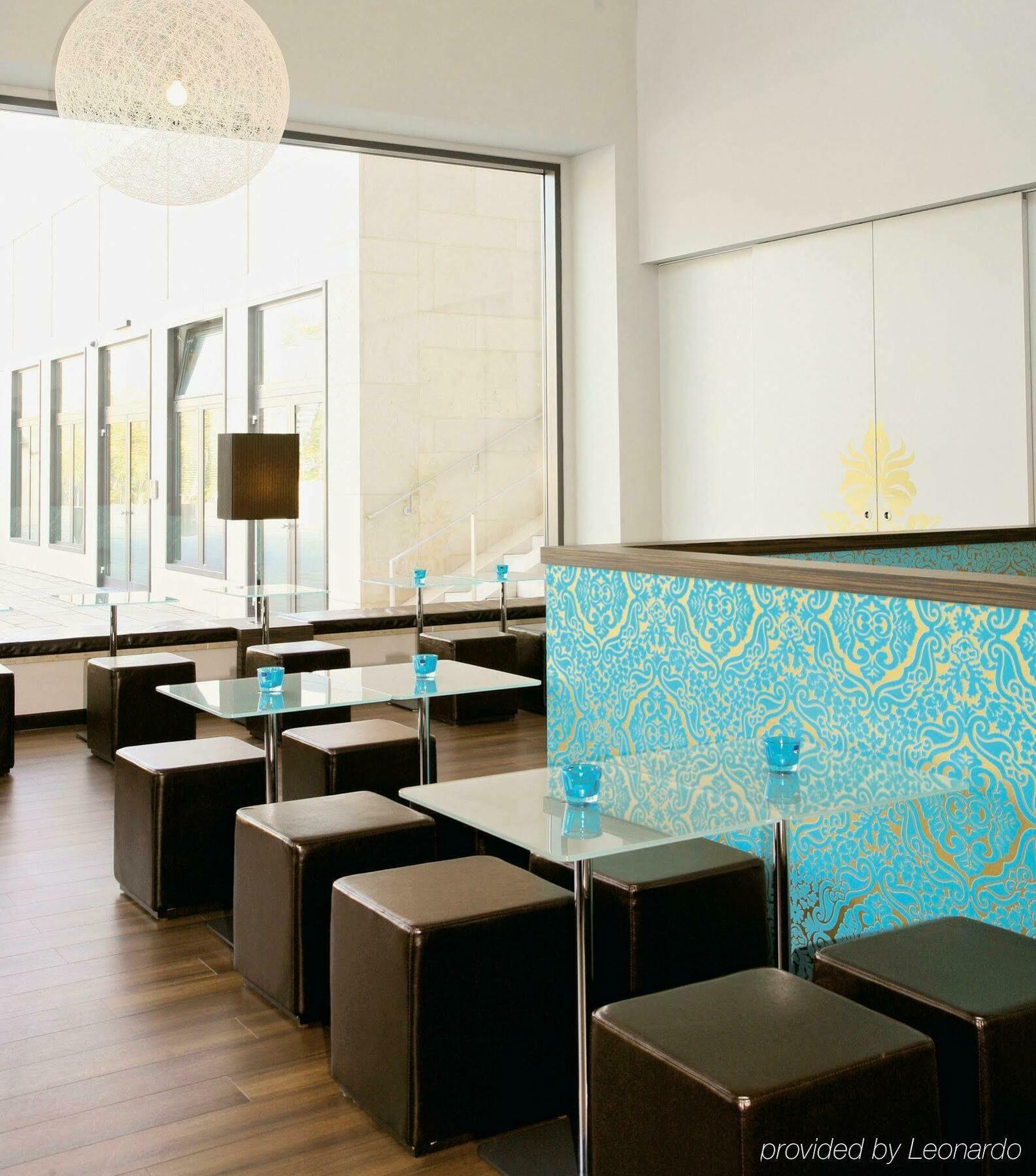Motel One Висбаден Экстерьер фото